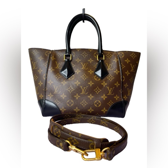 154 Preloved Louis Vuitton Monogram Phoenix PM ($$ Marked Down 2-9-2025) - Picture 2 of 12